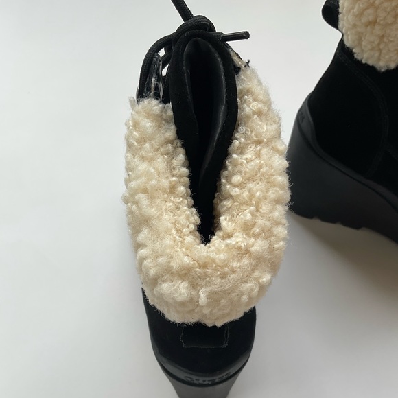 Guess Women’s Taanya Leather Wedge Booties Black Suede Size 9 - Picture 6 of 10